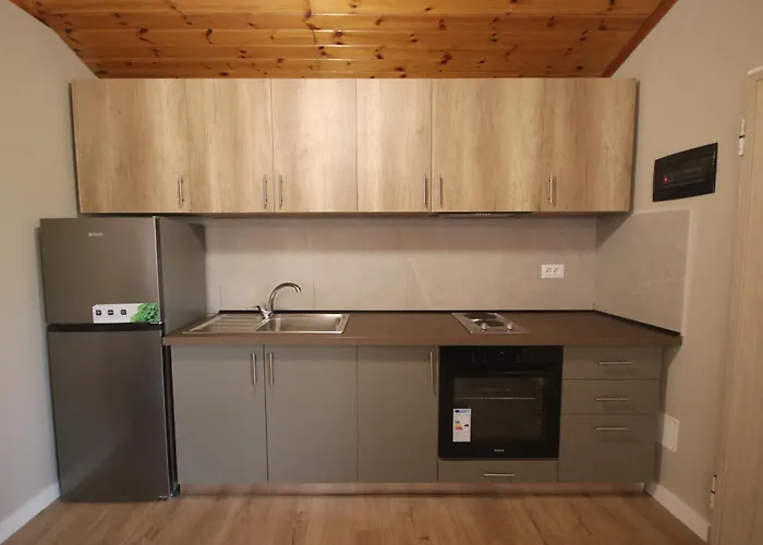 Alloggio in famiglia Jera 2 *