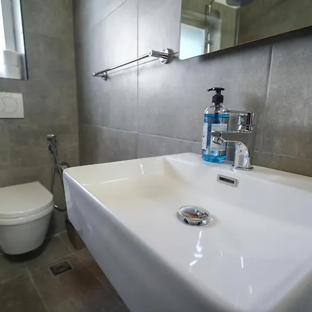 Homestay Jera 2 Tirana