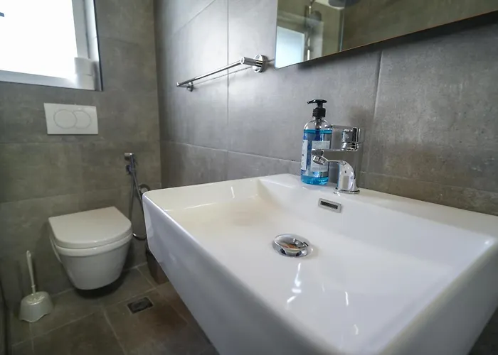 Homestay Jera 2 Tirana